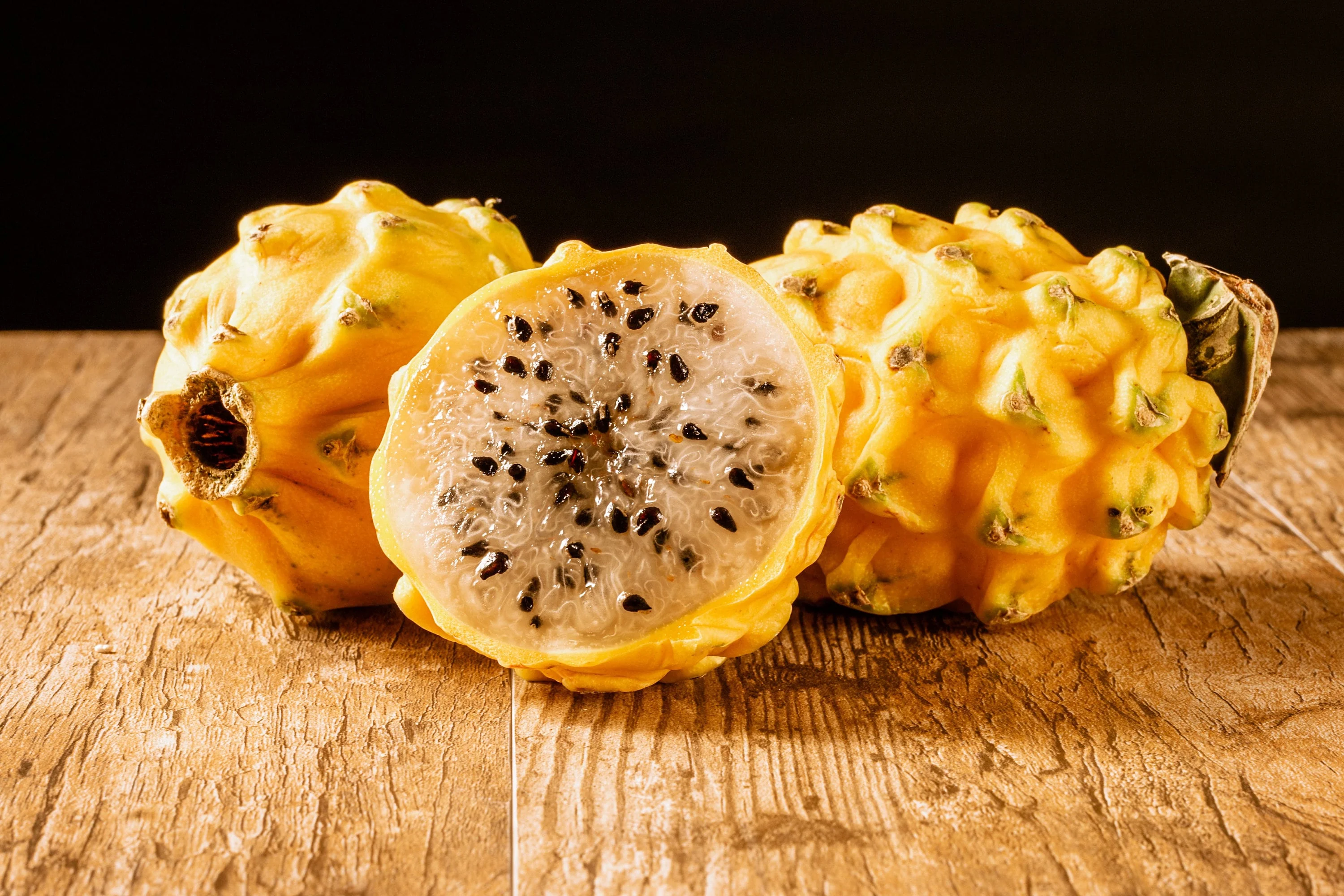 20 YELLOW DRAGON FRUIT ( Pitaya / Pitahaya / Strawberry Pear ) Hylocereus Megalanthus Cactus White Flower Seeds - Image 2