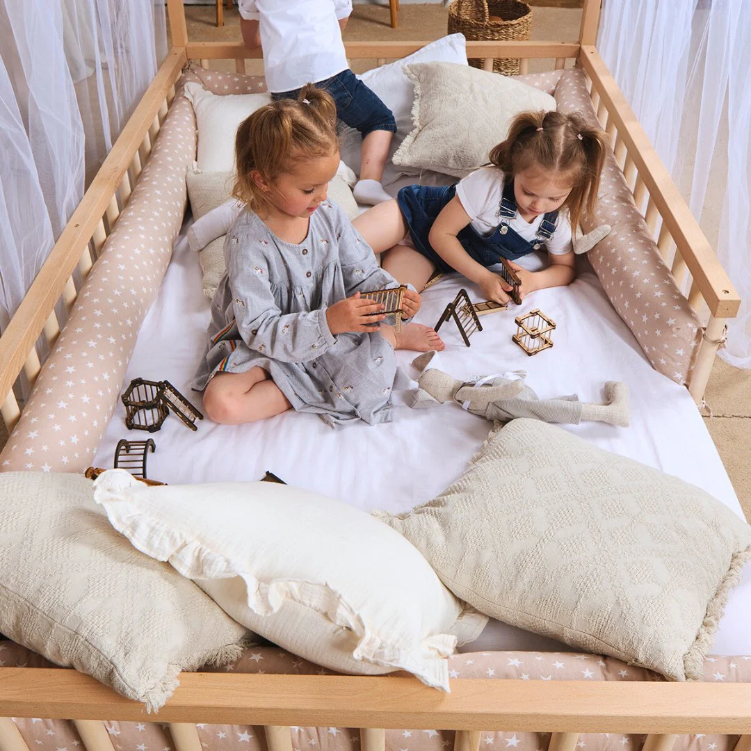 Montessori House Bed for Kids with Fence - Image 8