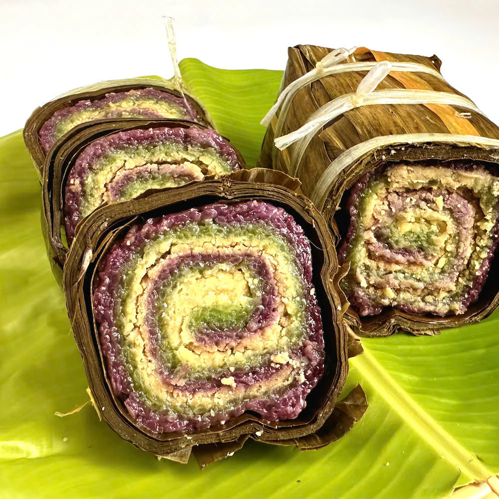 Tornado Cylindric Sticky Rice Cake With Mung Bean Paste - Image 2